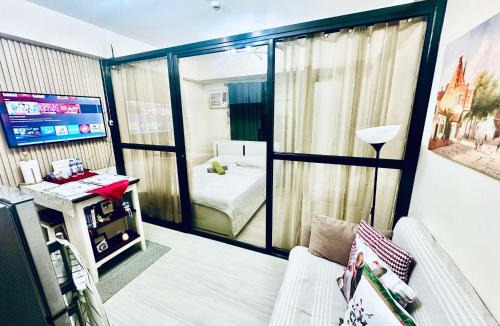 Paranaque Apartment | Amaia Steps Bicutan with Netflix and DisneyPlus - 1BR