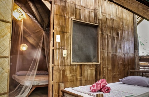 Abra de Ilog Resort | AMAMI BEACH RESORT, native style 20mt from the seashore