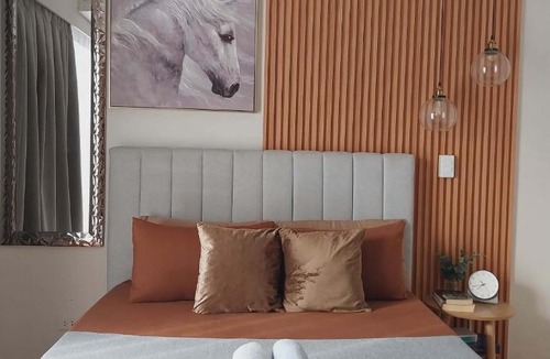 Mactan Export Processing Zone Apartment | Amani Suite near Mactan Airport by A&C