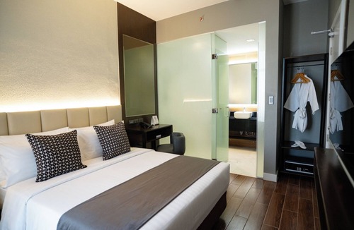 Capitol Site Hotel | Amber Hotel - Cebu
