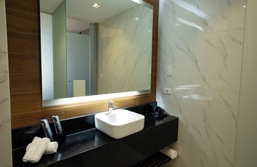 Capitol Site Hotel | Amber Hotel - Cebu