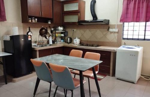 Kulim House | Amin Homestay Taman Kenari Kulim