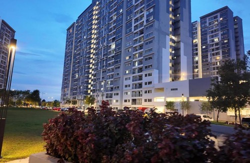 Ijok Apartment | Amjad Homestay Puncak Alam Mus-Lim