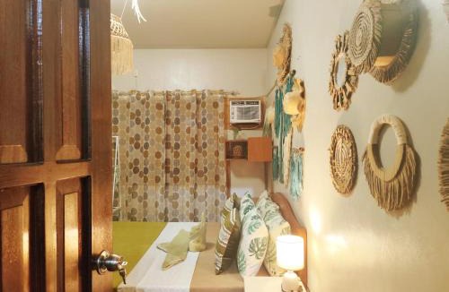 Puerto Princesa City Centre House | Amwani Garden Pool & Kubo