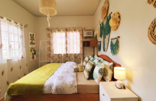San Pedro Bed & Breakfast | Amwani Garden Pool & Kubo Tent Rental