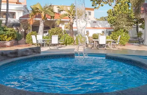 Barrio Las Yaguitas House | An oasis within the city, CLOSE TO EVERYTHING