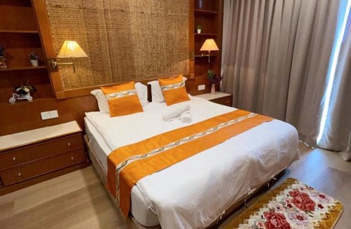 Kampung Surabaya Apartment | Ancient Riverbank 2BR River View Walk to City