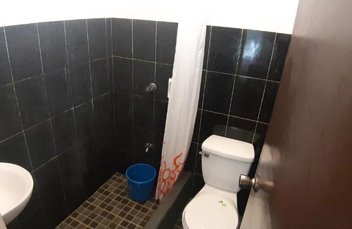 San Juan House | Angel and Marie's Basic FANroom for 1 - 2 pax