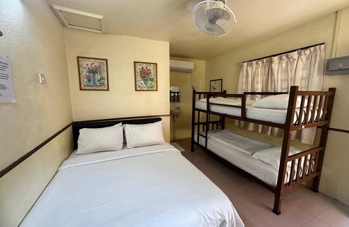 Gelugor Hotel | Anggerik Lodging Hotel