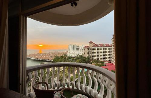 Taman Tanjung Apartment | Anneliese suite Glory Beach Resort