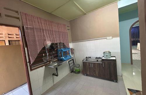 Alor Gajah House | Annur Suite Homestay