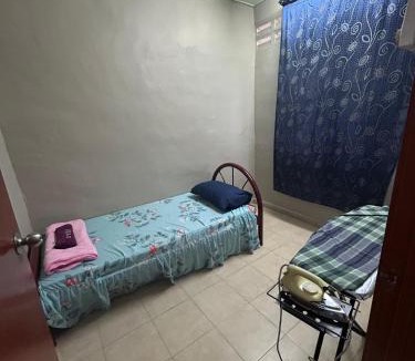 Alor Gajah House | Annur Suite Homestay