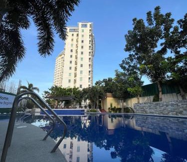 Muntinlupa Apartment | Anuva Condo Staycation
