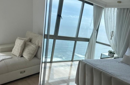 San Geronimo Apartment | Apartamento Milagro con vista Mar y la ciudad en el Malecón Santo Domingo