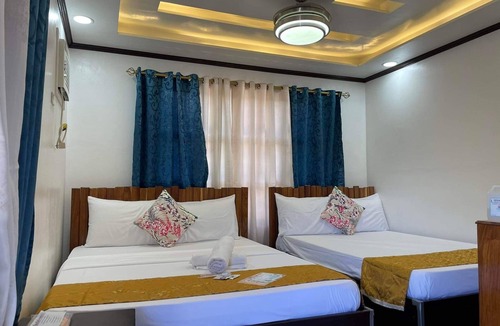 Coron Town Proper House | Aquilah homestay
