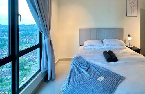 Taman Daya Apartment | ARC Austin Hills Poolview 2B2B