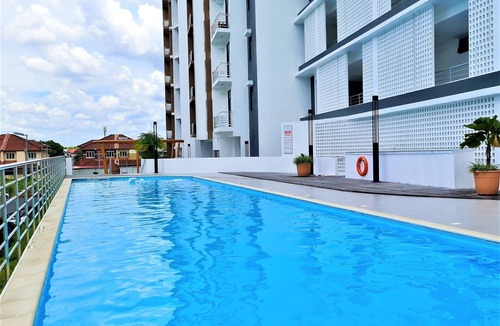 Kuching Apartment | AriHomeStay@Laticube