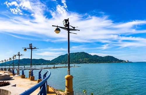 Lumut Hotel | Ark Lumut Seafront Hotel
