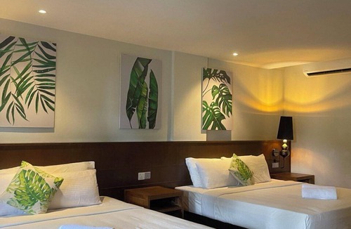 Pulau Perhentian Besar Resort | Arwana Beach Resort - Perhentian