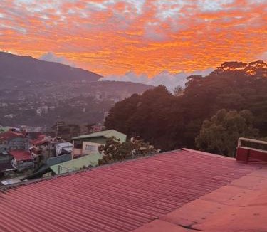 Baguio Hostel | ASHBURN'S TRANSIENT BAGUIO - 3rd to 5th floor BASIC SLEEP and GO Accommodation, WITH PARKING, NO ELEVATOR