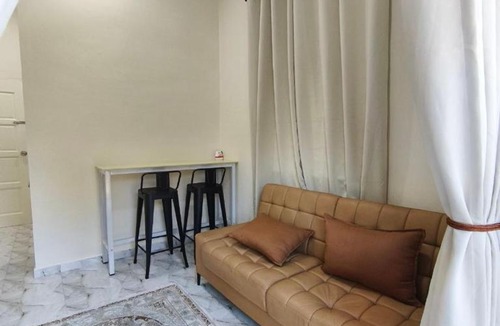Rambai House | Asyhani Cottage