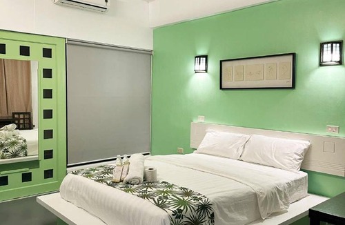 Angeles City Hotel | At The Pad Hotel & Villa's
