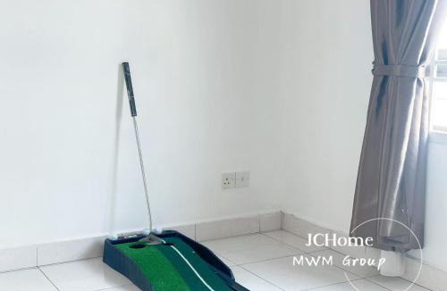 Taman Mount Austin Apartment | Austin Mutiara 7pax KTV BBQ