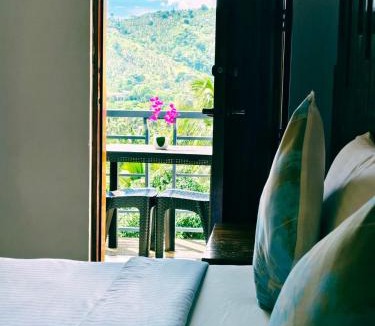 Puerto Galera Hotel | AV Suites