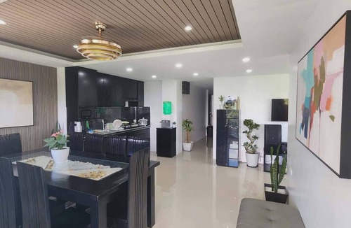 Tagaytay Apartment | Avana Hills Tagaytay Manor - Paris