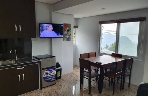 Tagaytay Villa | Avana Hills Tagaytay Holiday Villa
