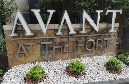 Forbes Park Apartment | AVANT AT THE FORT STUDIO