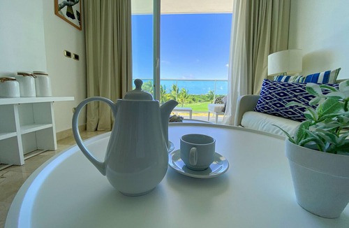 Bavaro Apartment | Awesome 2-Bedroom Apartment with a Pool View & Balcony - Golf Course in Front