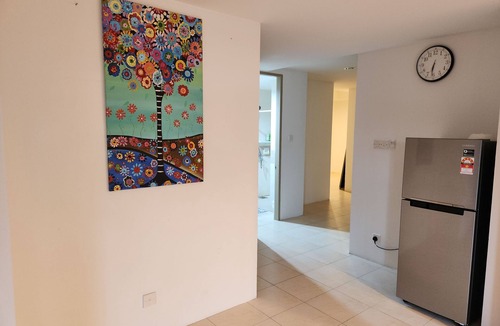 Santubong Apartment | Awesome 3-bedroom apartment Kuching with AC and gym