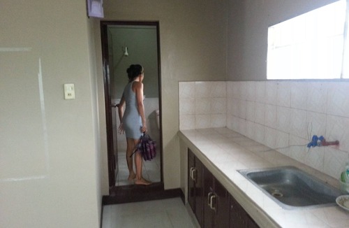 Manila Apartment | Awesome room 10 min walk to beach one bus ride 1 hr. Manila to Sapang, Termate