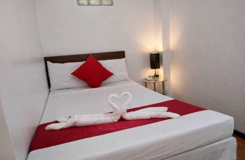 Lapu-Lapu Hotel | Axis Pension Hotel