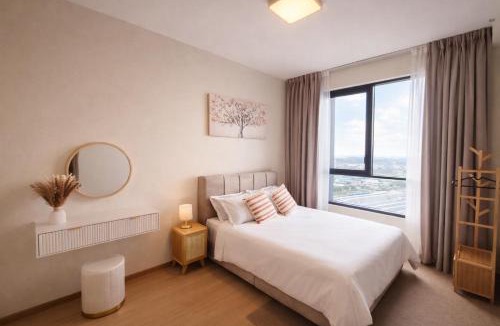 Shah Alam Apartment | AZ Homestay BeCentral I-City Hotel Tower Shah Alam 2 Bedroom 1 Bath with Free Parking