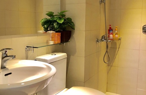 Pasay Condo | Azure Staycation near Airport by Celestine