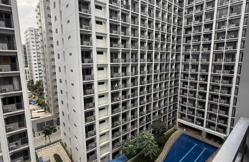 Taguig Apartment | Azure Staycation near SM Bicutan