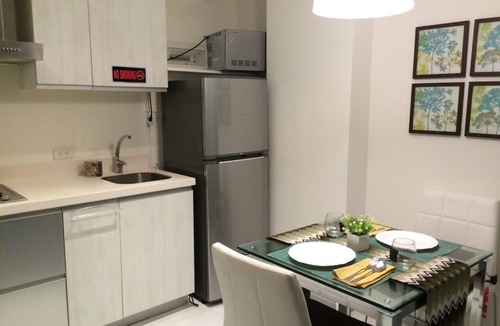 Taguig Apartment | Azure Urban Residences Resort -Tropical Paradise