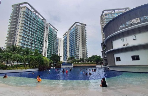 Paranaque Condo | Azure Urban Resort Residences Staycation By RobbyP
