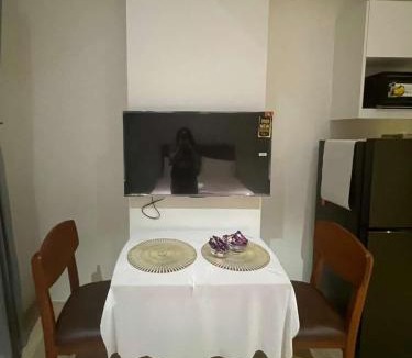 Bakilid Apartment | B&R Serene Studio Condo Mandaue