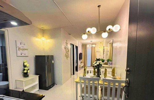 Puerto Princesa City Centre Condo | B2 6Luster: Cozy 2-bedroom condo in amazing Puerto Princesa City