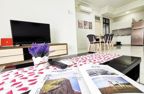 Taman Bukit Mewah Apartment | B2510 Paradigm mall 2BR 6Pax Wifi Tvbox NETFLIX! Prime Area The Platino By STAY