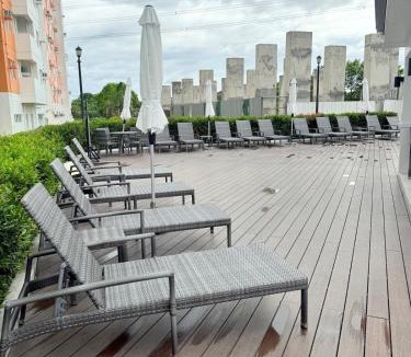 Binan City Apartment | Baan Mai Condo Staycation