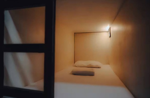 General Luna Apartment | Backpacker Bunkbeds in Siargao