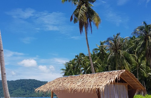 El Nido Hotel | Backpackers Island Beach Camp - Adults Only