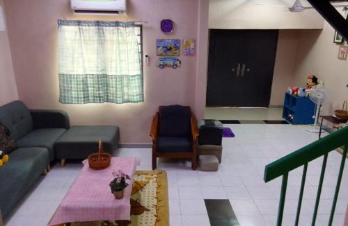 Kampung Bagan Lalang House | Bagan Lalang Homestay Fully Aircon