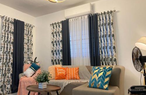Lipa Apartment | Bahay-Kapehan sa Villa