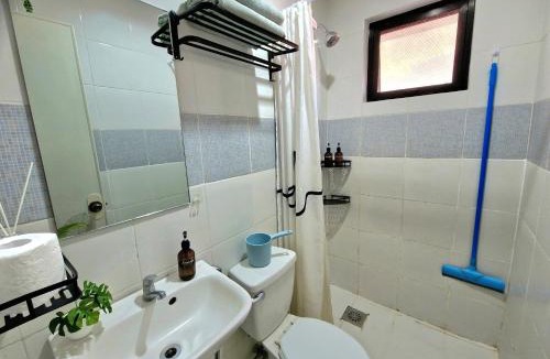 Talomo District House | Bahay ni Asik - Homestay near SM City