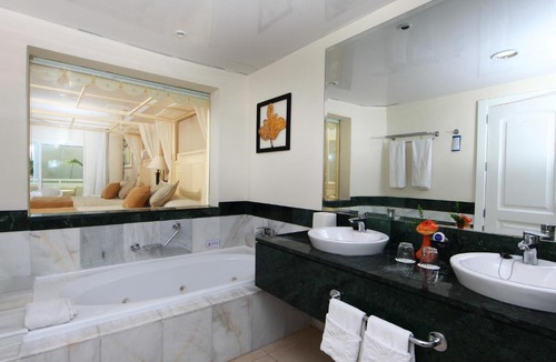Portillo Resort | Bahia Principe Explore El Portillo - Hyatt Inclusive Collection - All Inclusive